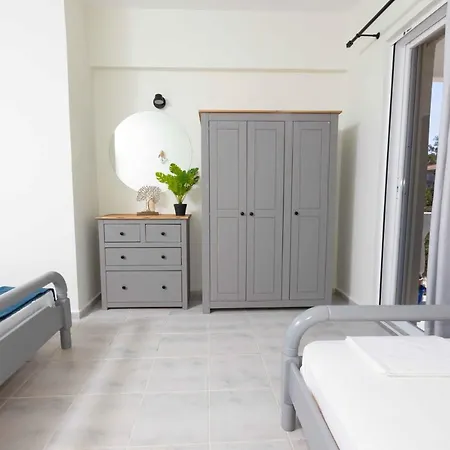 Pansion Artemis Apartman Mavrovúni