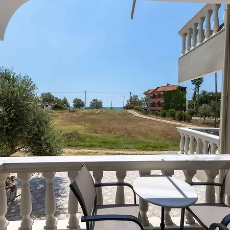 Pansion Artemis Apartment *