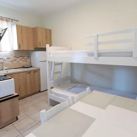 Pansion Artemis Appartement Mavrovoúnion