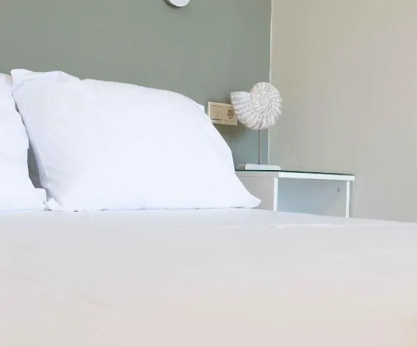 아파트 Pansion Artemis Mavrovoúnion