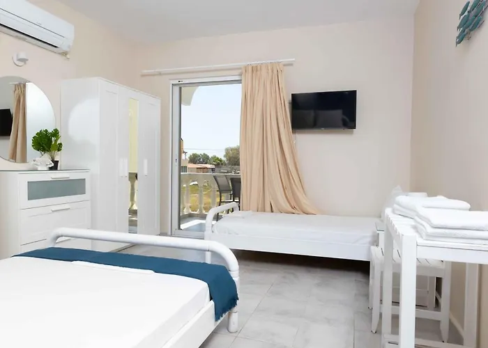 Pansion Artemis Mavrovoúnion