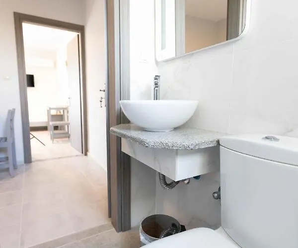 Pansion Artemis Mavrovoúnion